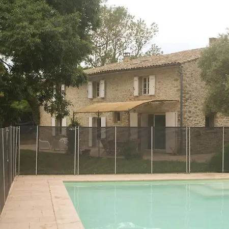Le Moulin, Avec Parc, Piscine, Au Coeur Du Village Villegly