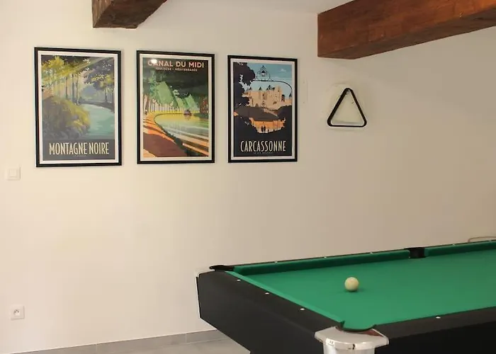 Le Moulin, Avec Parc, Piscine, Au Coeur Du Village Сasa de vacaciones