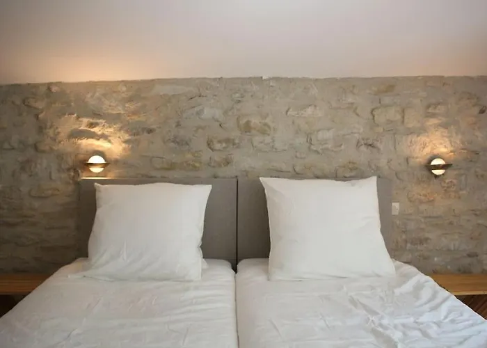 Сasa de vacaciones Le Moulin, Avec Parc, Piscine, Au Coeur Du Village